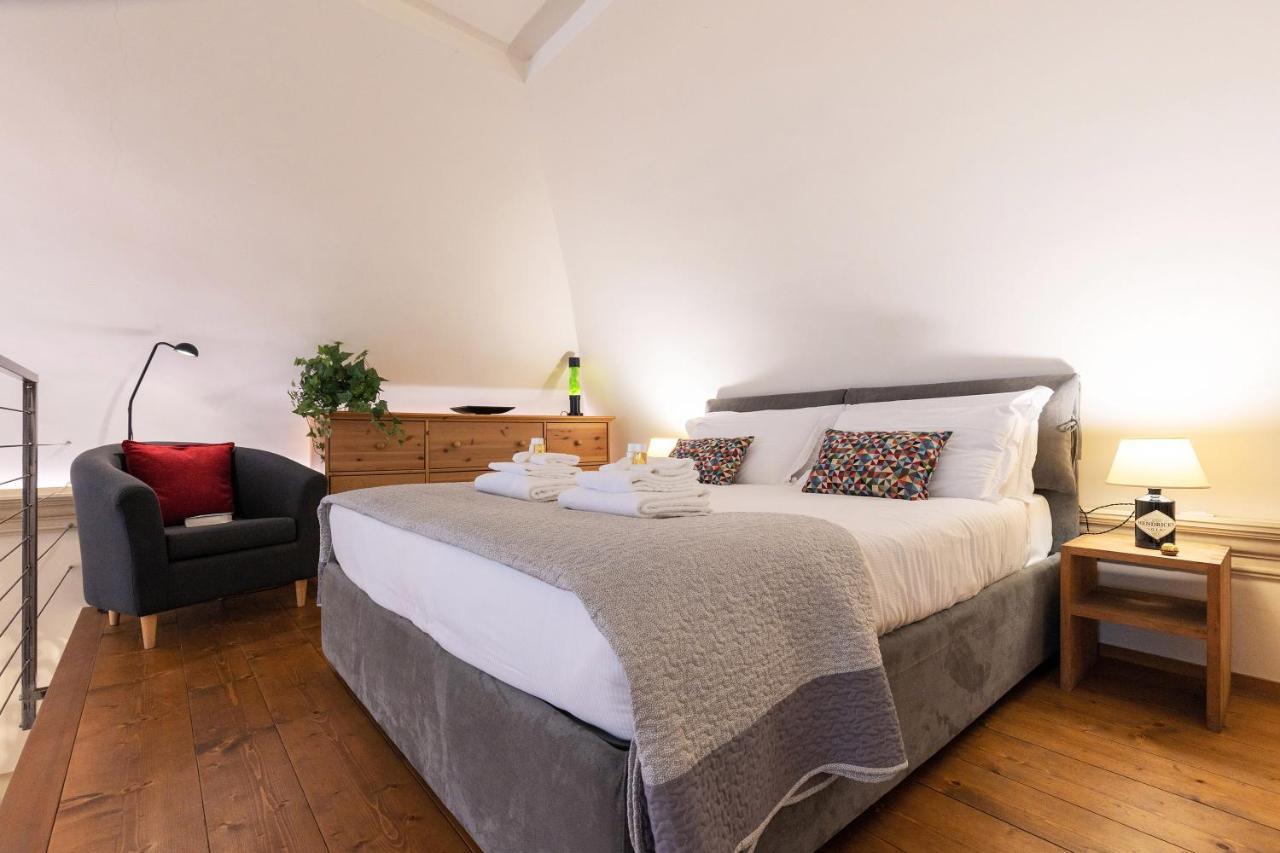 Rome As You Feel - Charming Loft Campitelli In Navona Bagian luar foto