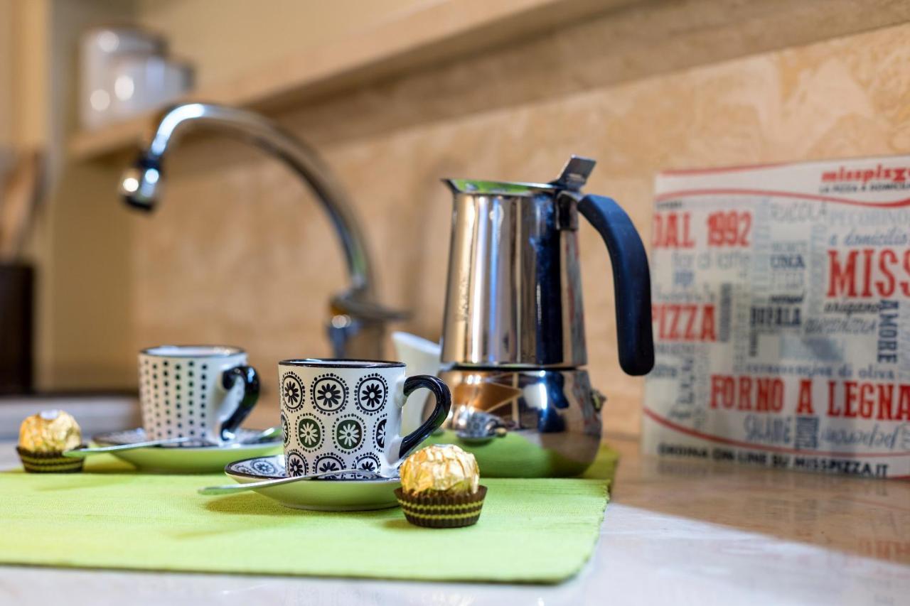 Rome As You Feel - Charming Loft Campitelli In Navona Bagian luar foto